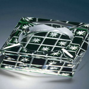水晶煙灰缸